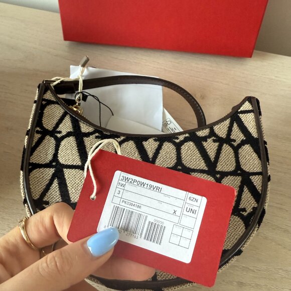 NWT Valentino Garavani VLogo Mini Shoulder Bag Gold Chain-link Leather Strap - Picture 5 of 12